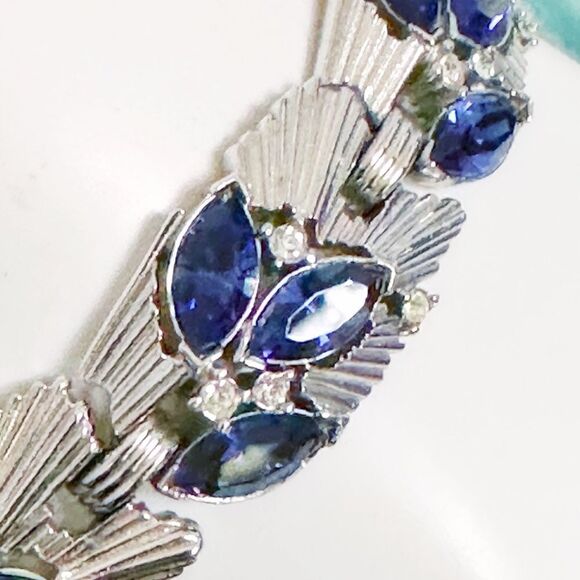 Crown Trafari  silvertone deep blue sapphire crystal bracelet - Picture 4 of 13